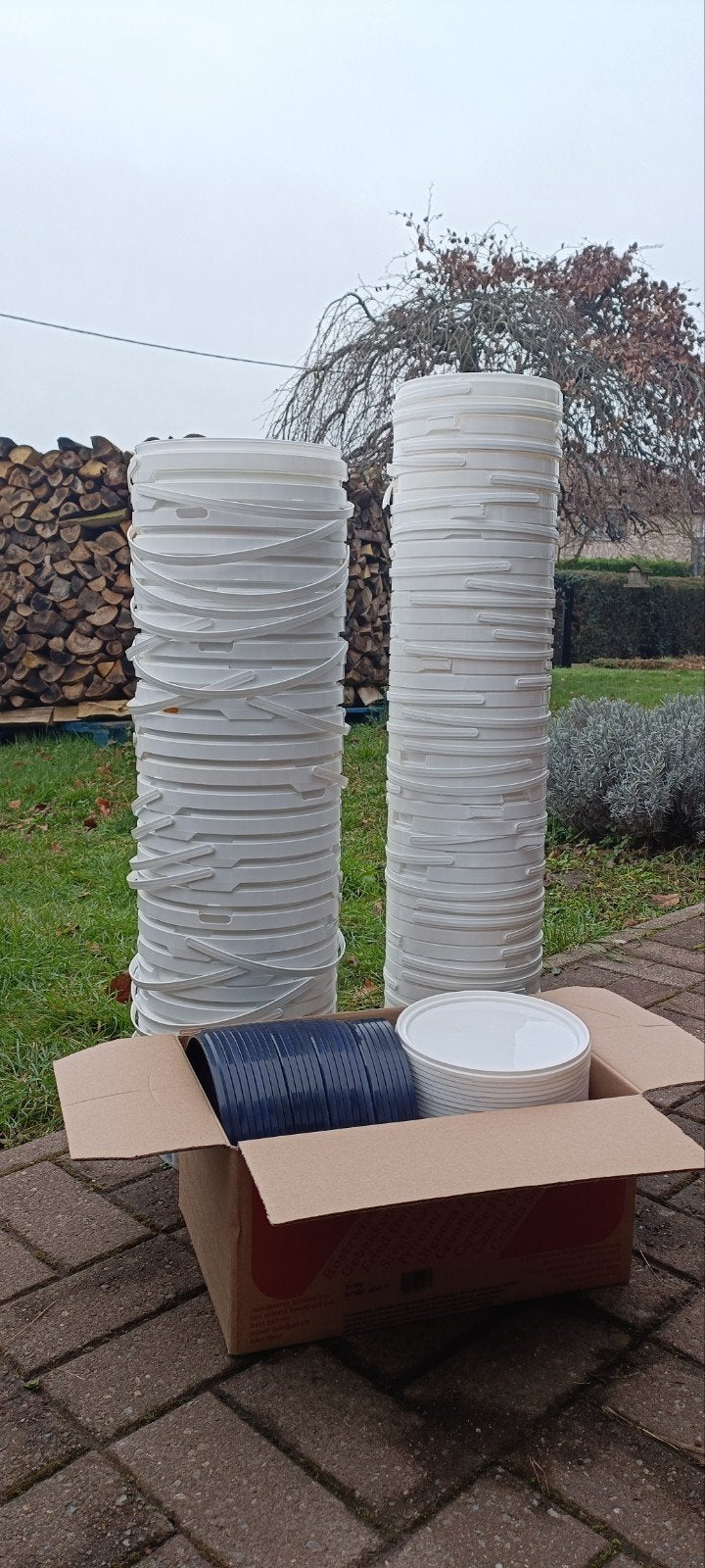 Emmers met deksel: 3 of 5 liter, Ophalen, Met deksel