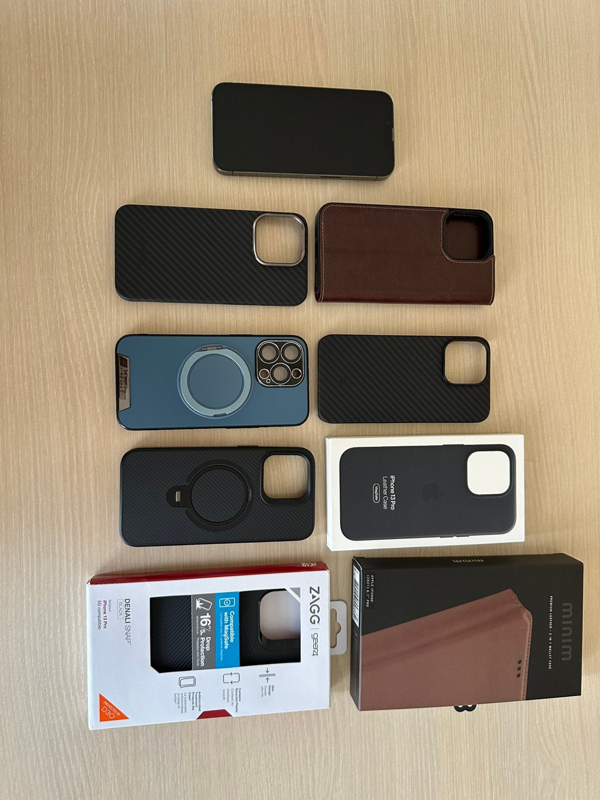 iPhone 13 Pro 128GB + 8 premium hoesjes, Ophalen of Verzenden, Zo goed als nieuw, IPhone 13