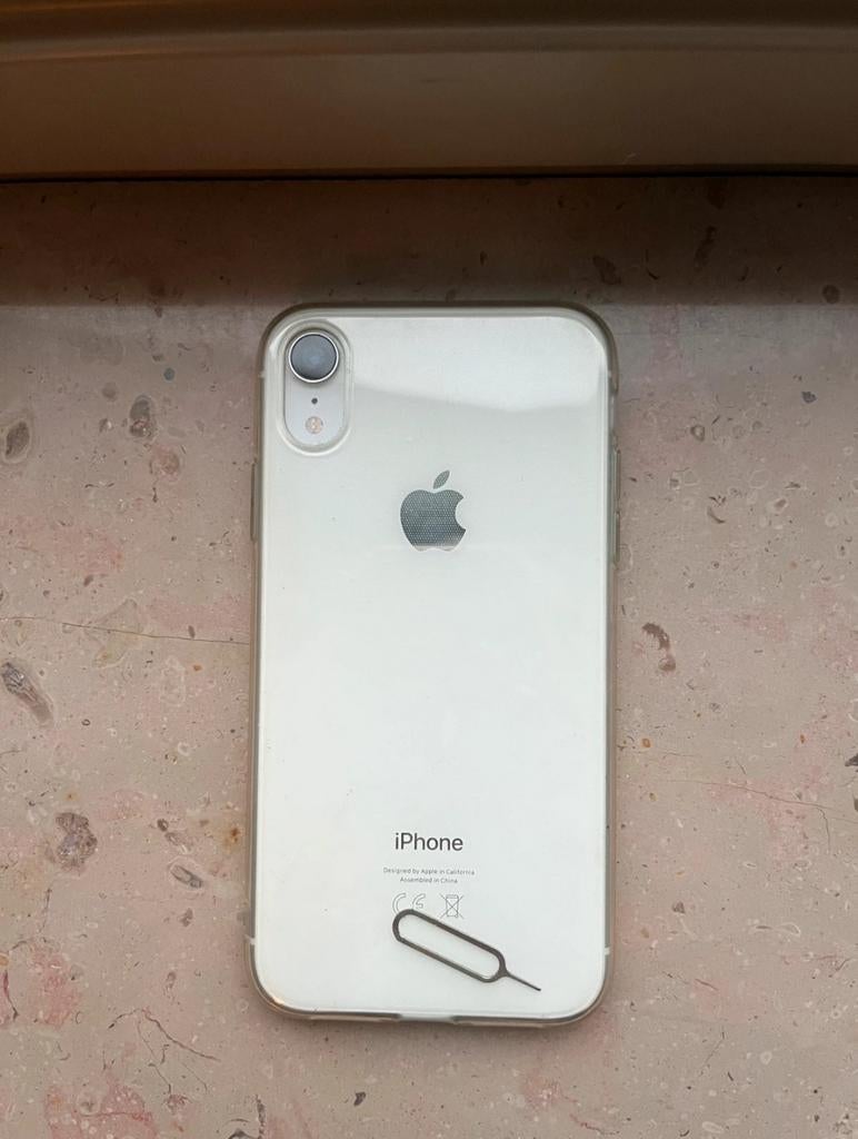 iPhone XR – Bon état – Fonctionnel, Télécoms, Téléphonie mobile | Housses, Coques & Façades | Apple iPhone, Comme neuf, Enlèvement ou Envoi