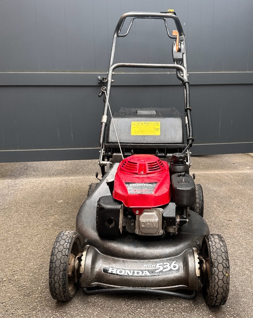 Honda HRH 536 Grasmaaier te koop., Tuin en Terras, Grasmaaiers, Zo goed als nieuw, Benzine-grasmaaier, 50 cm of meer, Cirkelmaaier