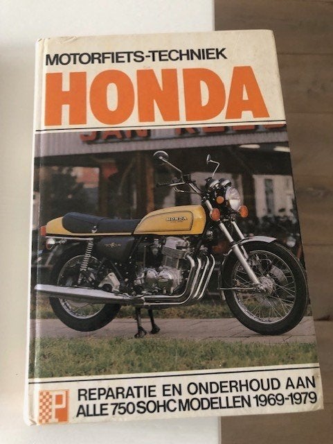 2de hands HONDA werkplaatshandboeken; 17,95 euro per stuk, Motoren, Handleidingen en Instructieboekjes, Ophalen of Verzenden, Honda