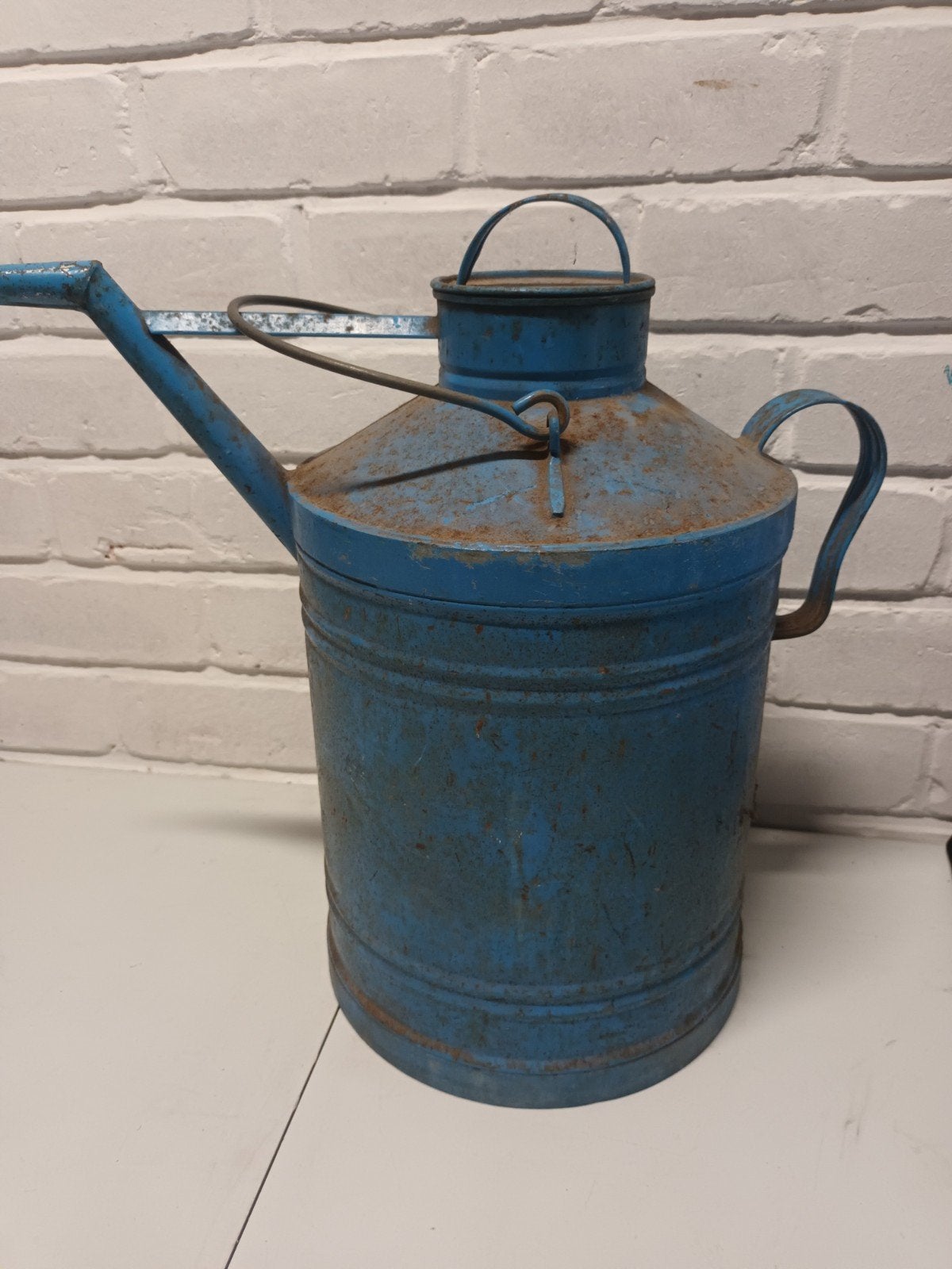 Stoere vintage blauwe oliekan / petroleumbus, Enlèvement ou Envoi