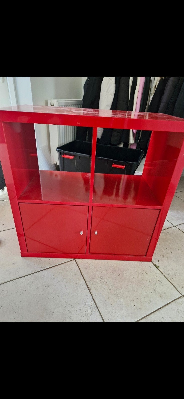 commode rouge ikea, Ophalen