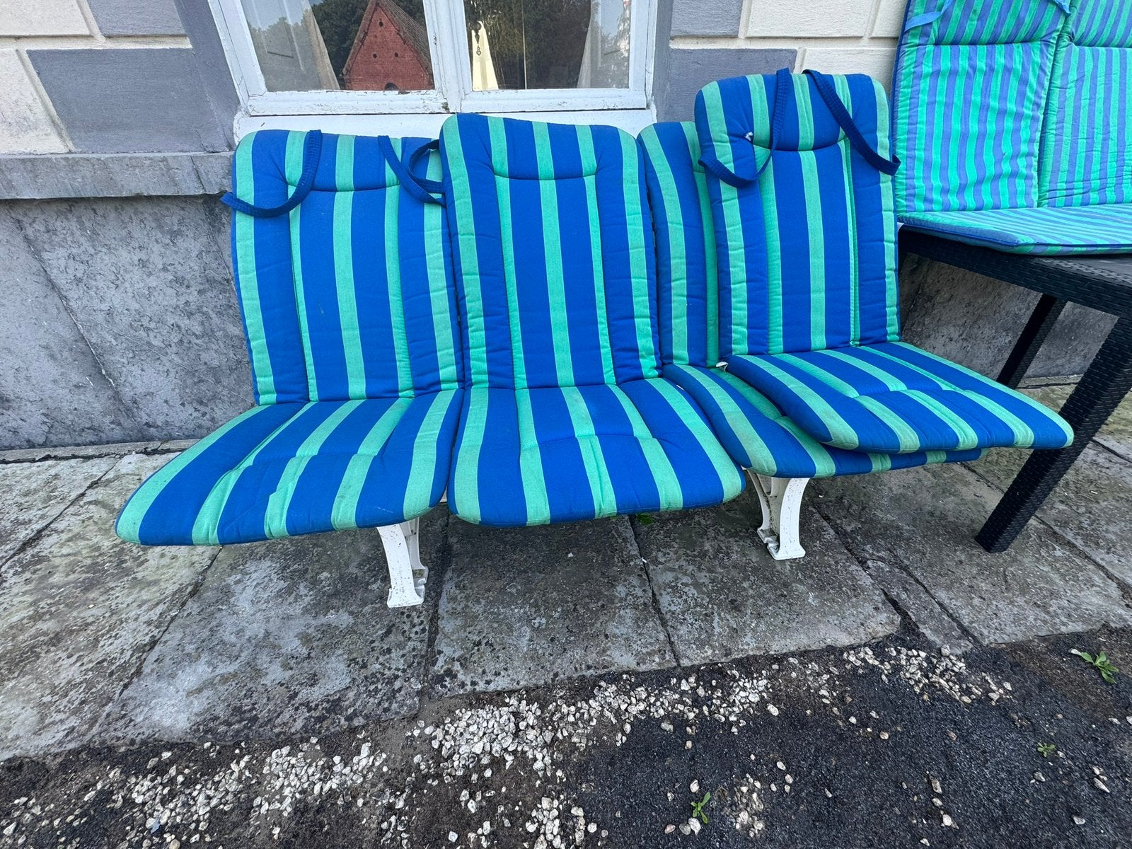 Ensemble de 22 coussins de jardin de qualité, Enlèvement, Comme neuf
