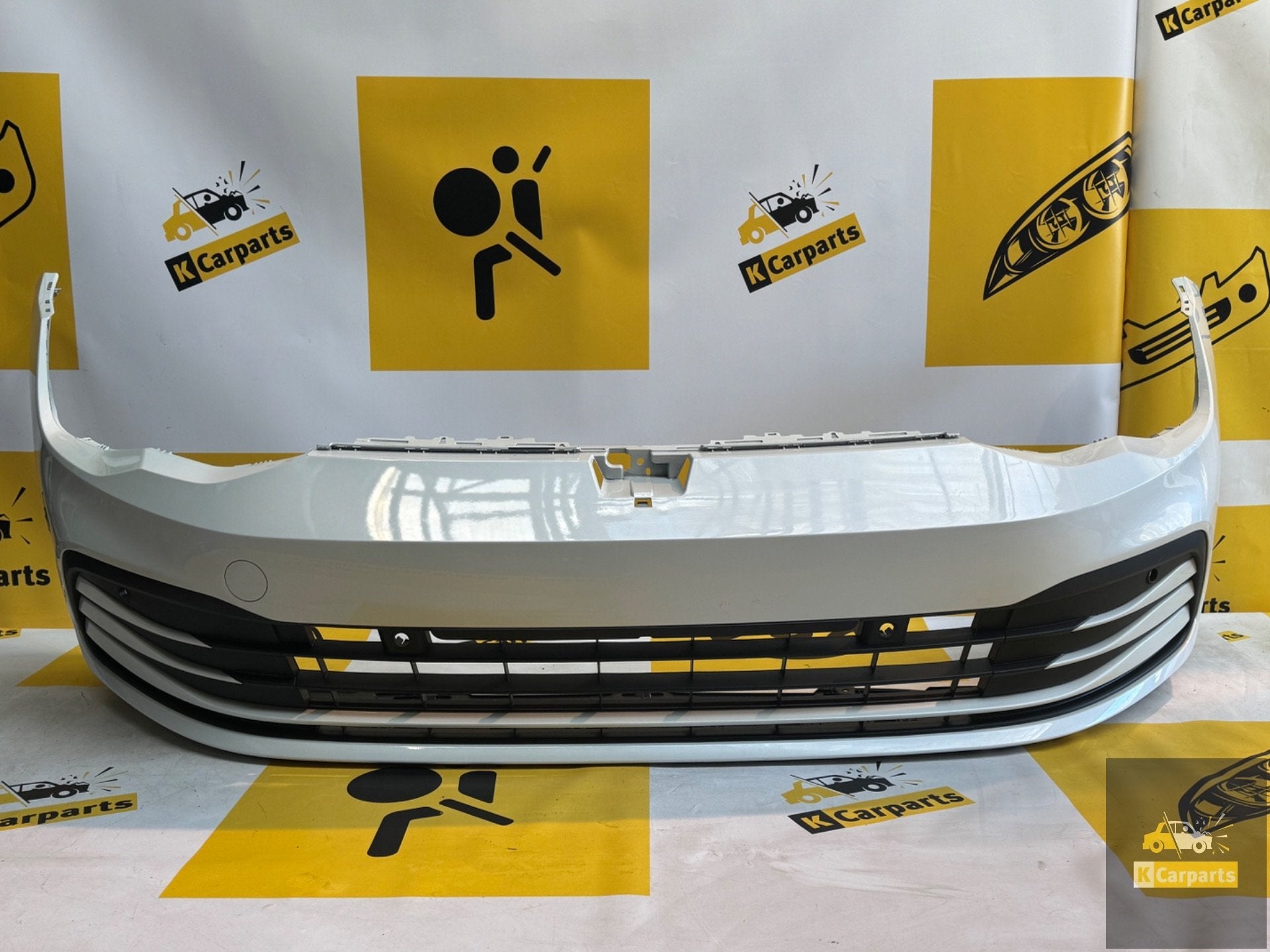 Volkswagen Golf 8 VIII Voorbumper LC9A 5H0807221H, Info@fabrikant.eu, Bumper, Fabrikant BV, Gebruikt
