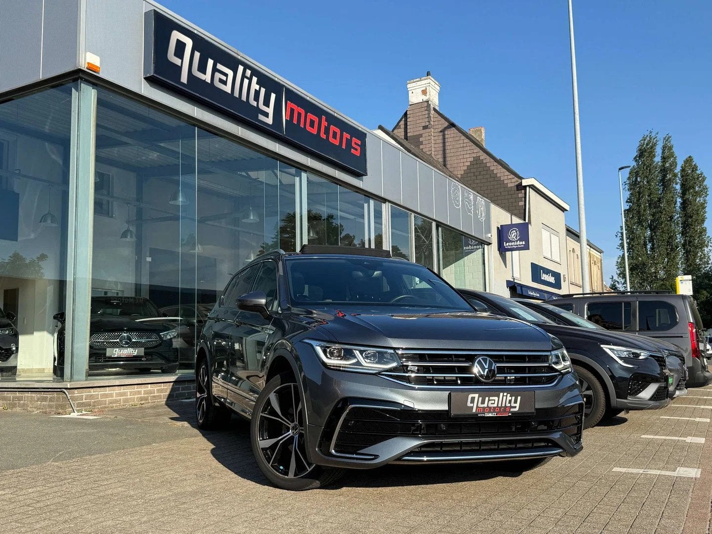 Volkswagen Tiguan Allspace TIGUAN ALLSPACE 1.5 TSI R-Line //, Autos, Cuir, Argent ou Gris, Achat, Entreprise