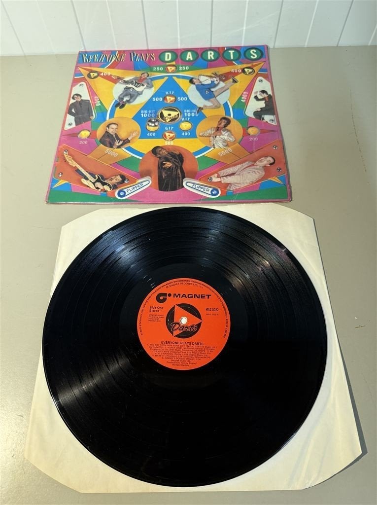 Everyone plays darts - vinyl lp, Ophalen of Verzenden, Zo goed als nieuw