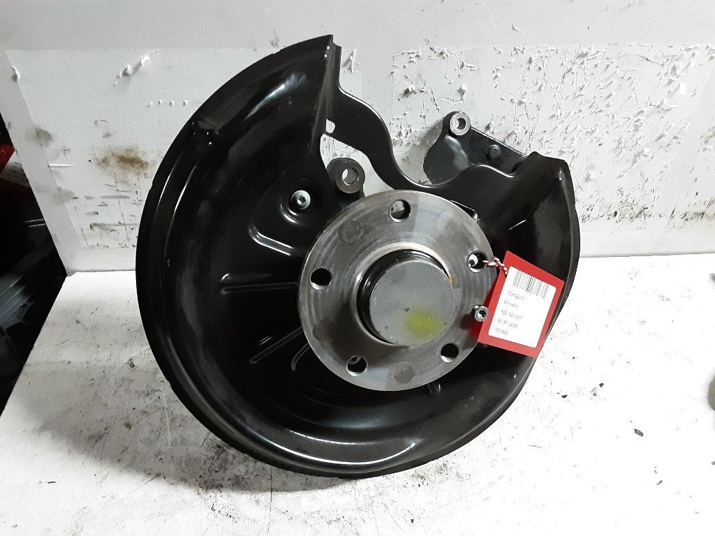 MOYEU DE ROUE ARRIÈRE DROIT Golf V (1K1) (1KO436N), Volkswagen, Mevr. I. Hauben, Utilisé, Rue de l'Espoir 34 34
4030  GRIVEGNÉE, BE