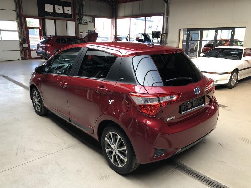 Toyota Yaris Y20, Autos, Rouge, Achat, Euro 6, Entreprise