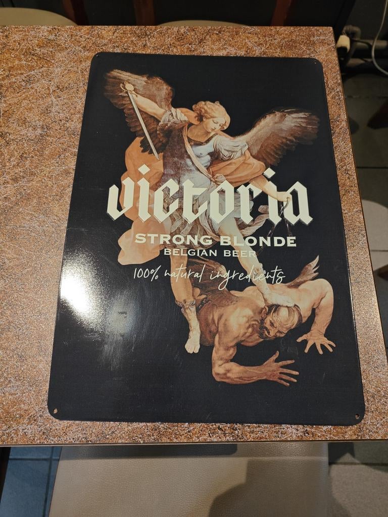 Bord Victoria, Ophalen of Verzenden
