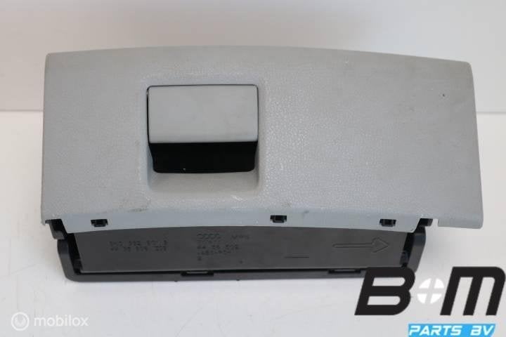 Bakje onder stoel links Audi A6 4G 8K0882601B, Gebruikt