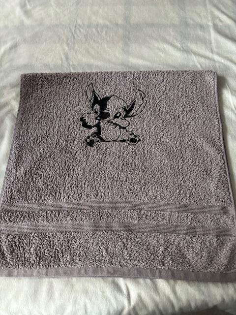 Disney essuie Stitch mesurant +/- 1 m x 50 cm, Enlèvement, Autres personnages, Comme neuf, Autres types