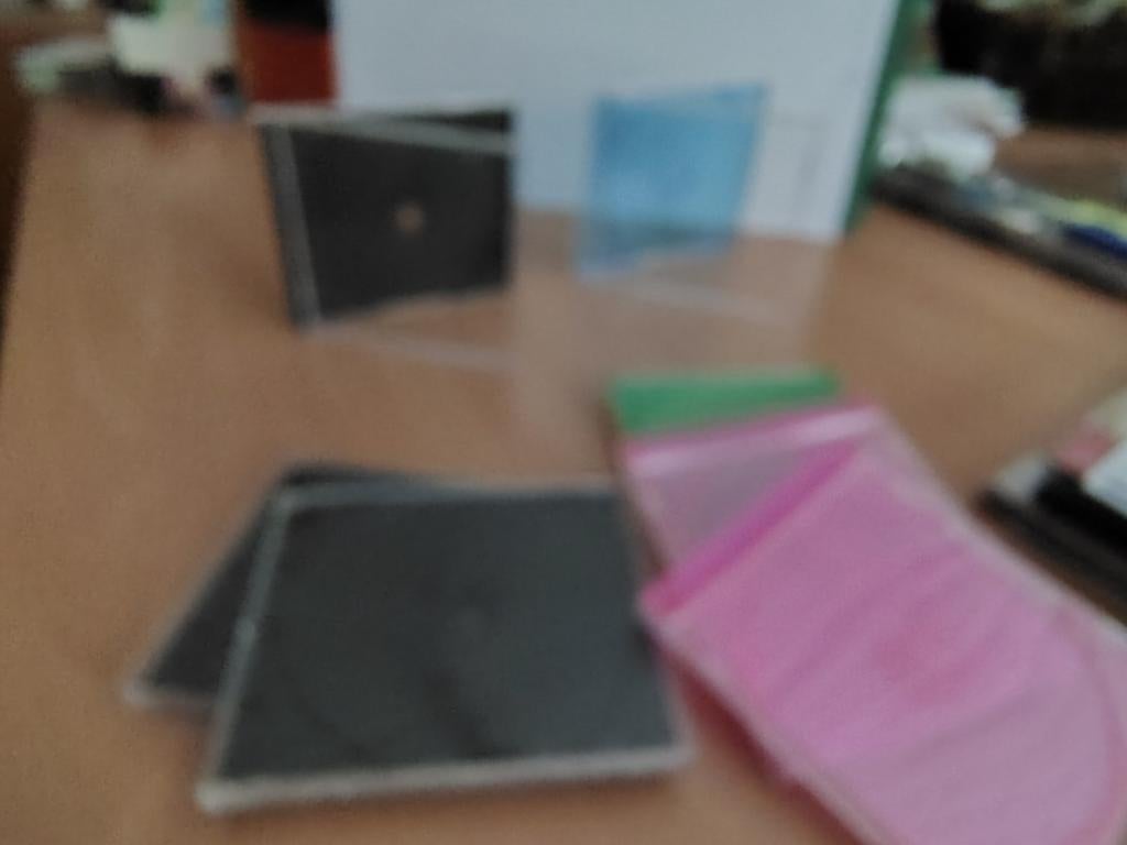 Lege CD doosjes (100 tal), Ophalen