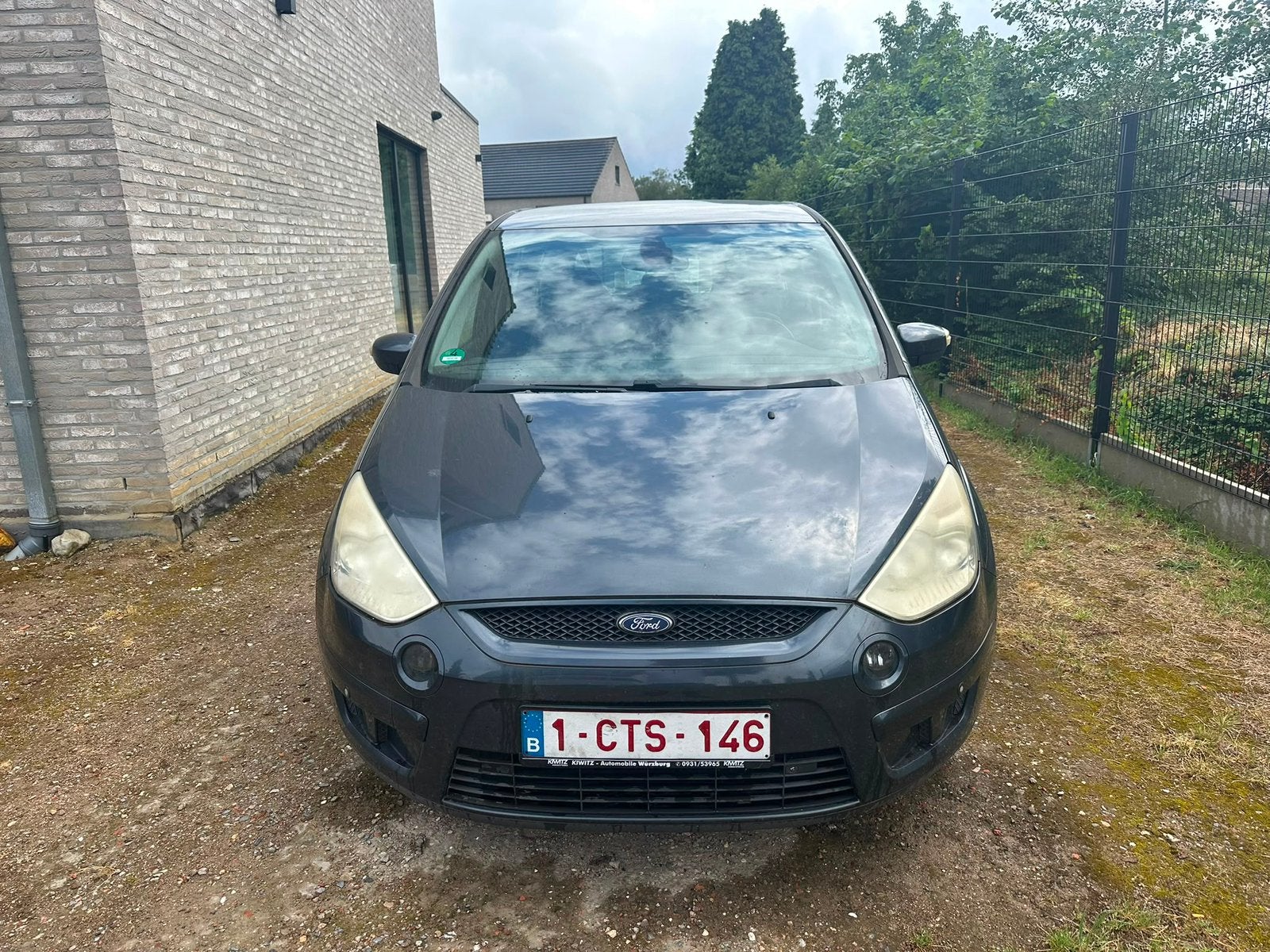 Ford S-max 1.8di bj.2006 325.000km 1200 euro, Autos, Ford, Argent ou Gris, Achat, Boîte manuelle, Noir