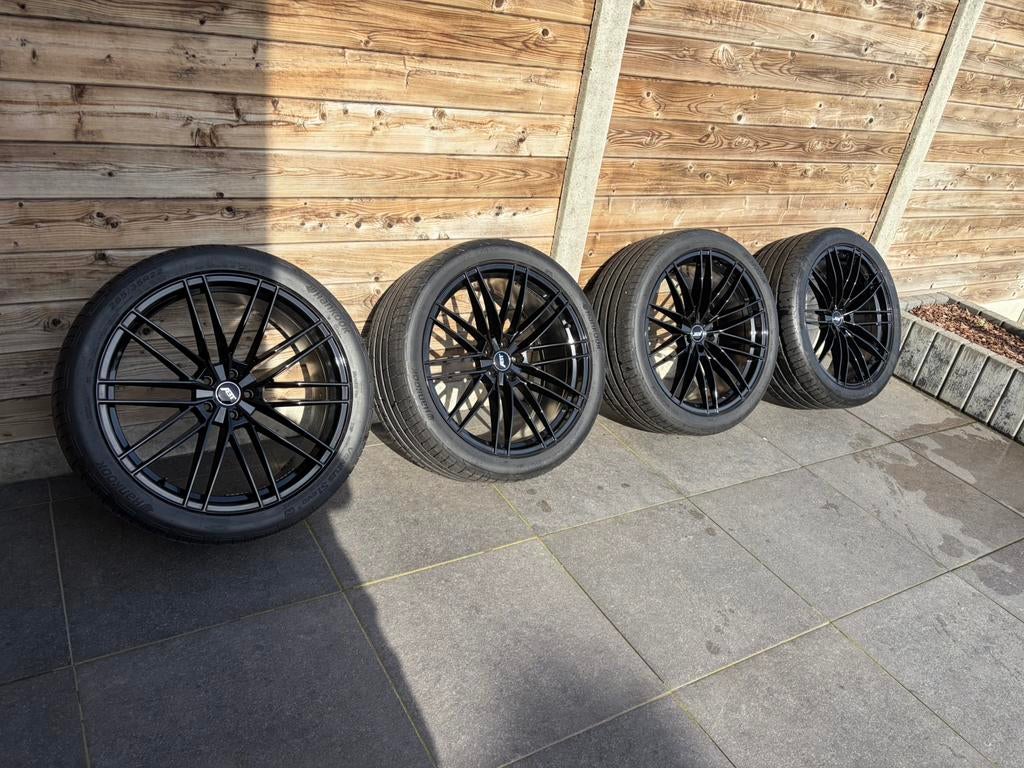 Splinternieuwe 22” abt velgen q8 e-tron hankook, Auto-onderdelen, Ophalen, Band(en)