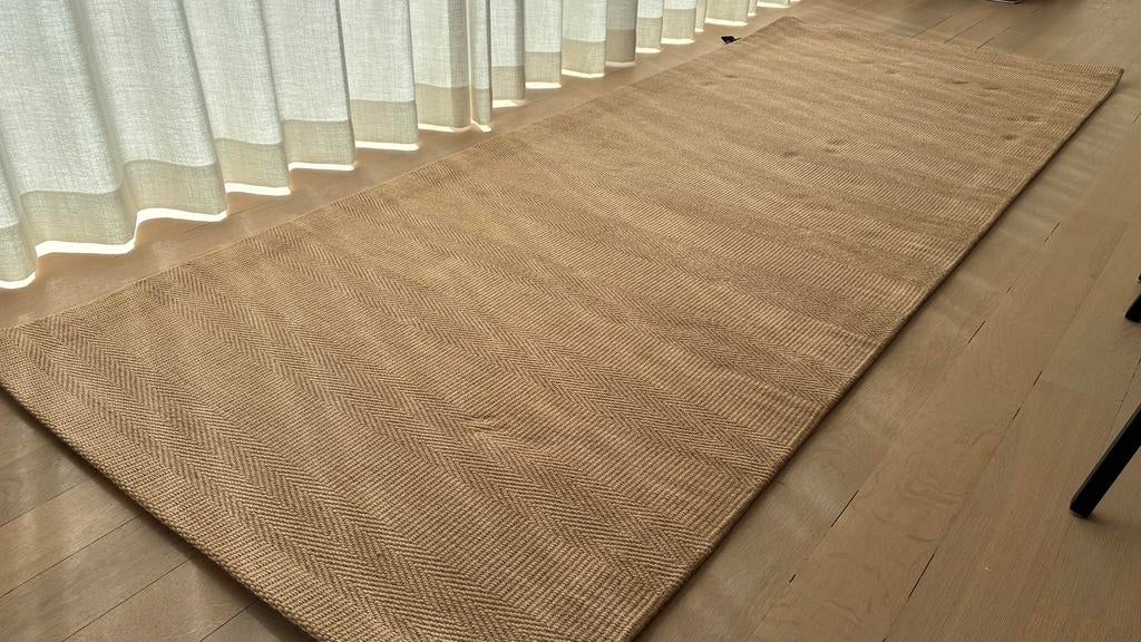 Beige tapijt Belgisch designmerk BOMAT, 200 cm ou plus, Beige, Comme neuf, Enlèvement