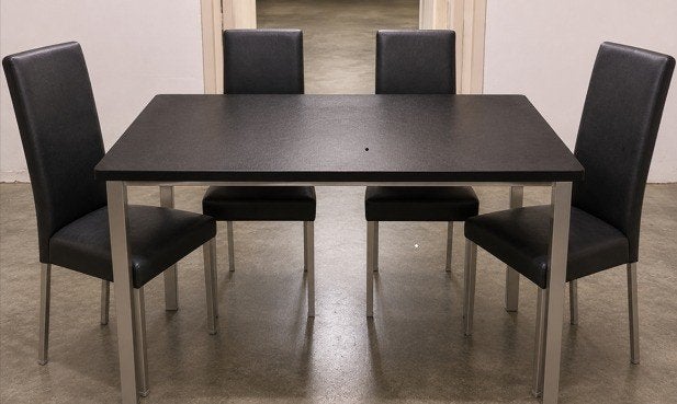 4 zwarte eetkamerstoelen, Ophalen