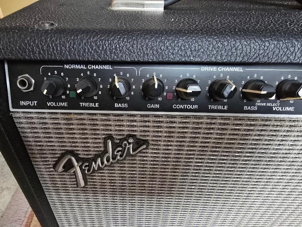 Ampli guitare Fender, Musique & Instruments, Enlèvement, Utilisé, Guitare, 100 watts ou plus