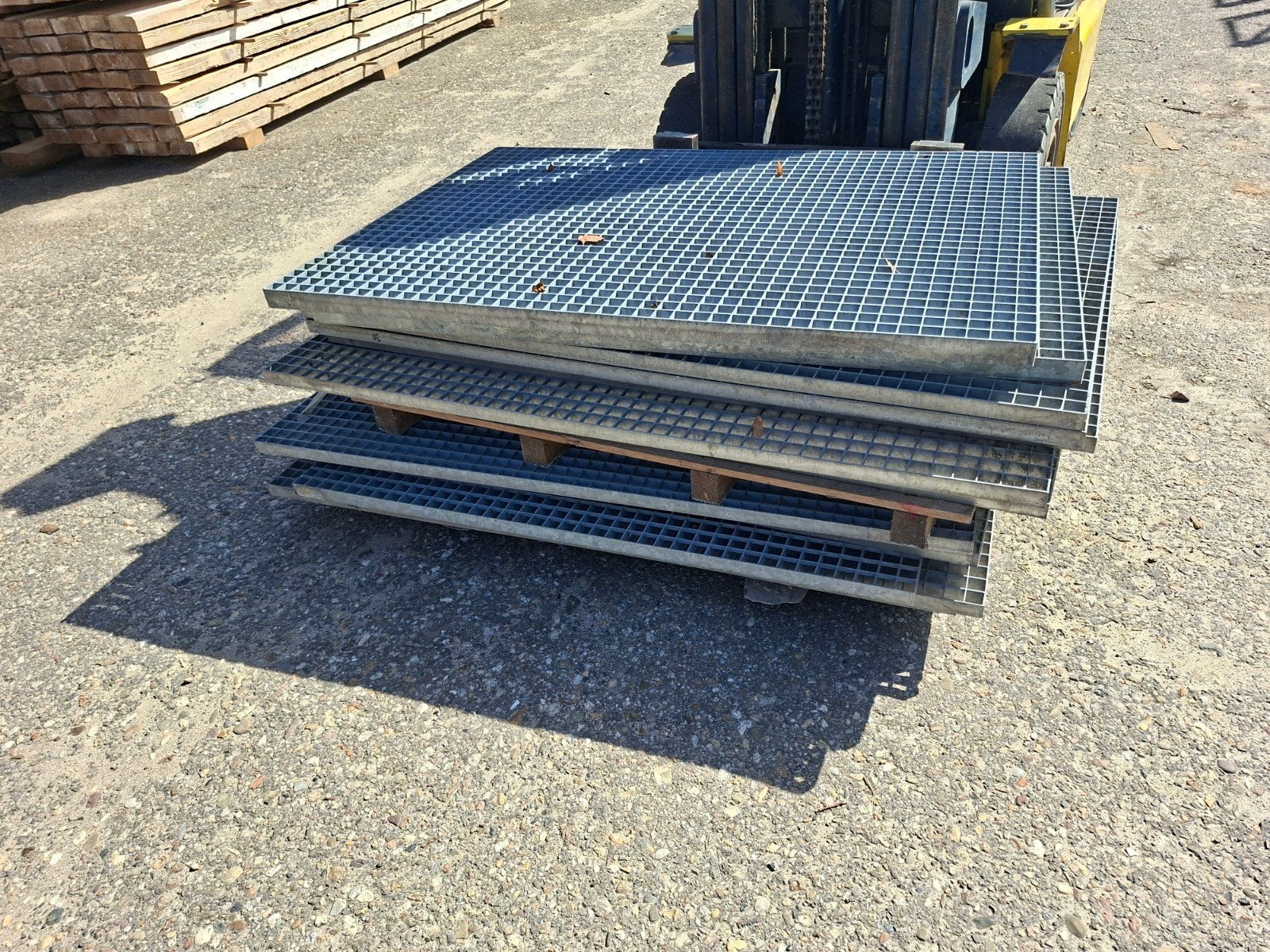 Looprooster staal Zwaarlastroosters, Doe-het-zelf en Bouw, Ophalen, Zo goed als nieuw, Overige materialen, 20 tot 50 mm
