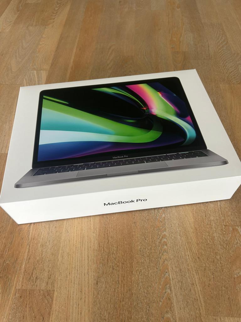 Apple MacBook pro 13,3 van 2020, Ophalen, 256 GB, 8 GB, Zo goed als nieuw