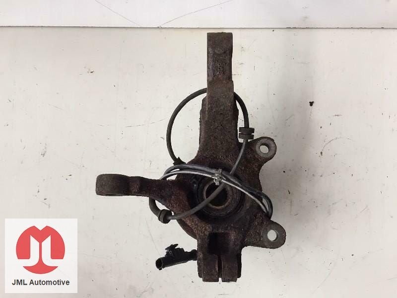 FUSEE WIELNAAF LINKS NISSAN MICRA AUTOMAAT, Gebruikt, -, -, Ophalen of Verzenden