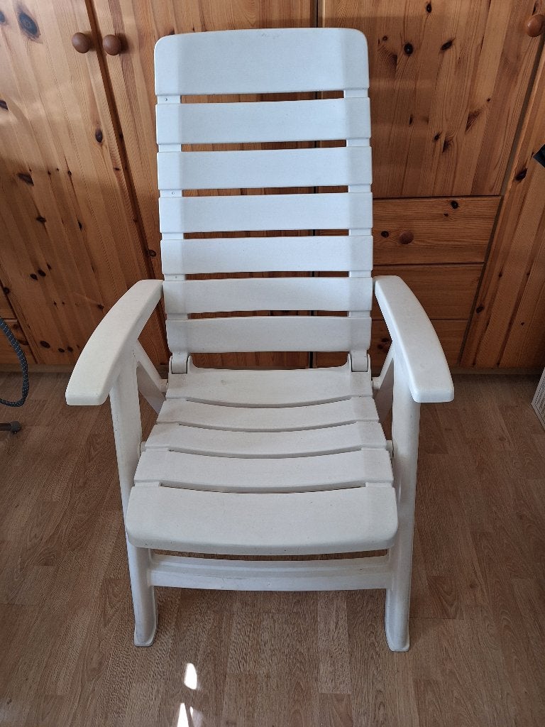 4 Tuin(lig)stoelen/zetels + 4 tuinkussens, Ophalen, Zo goed als nieuw, Kunststof, Inklapbaar