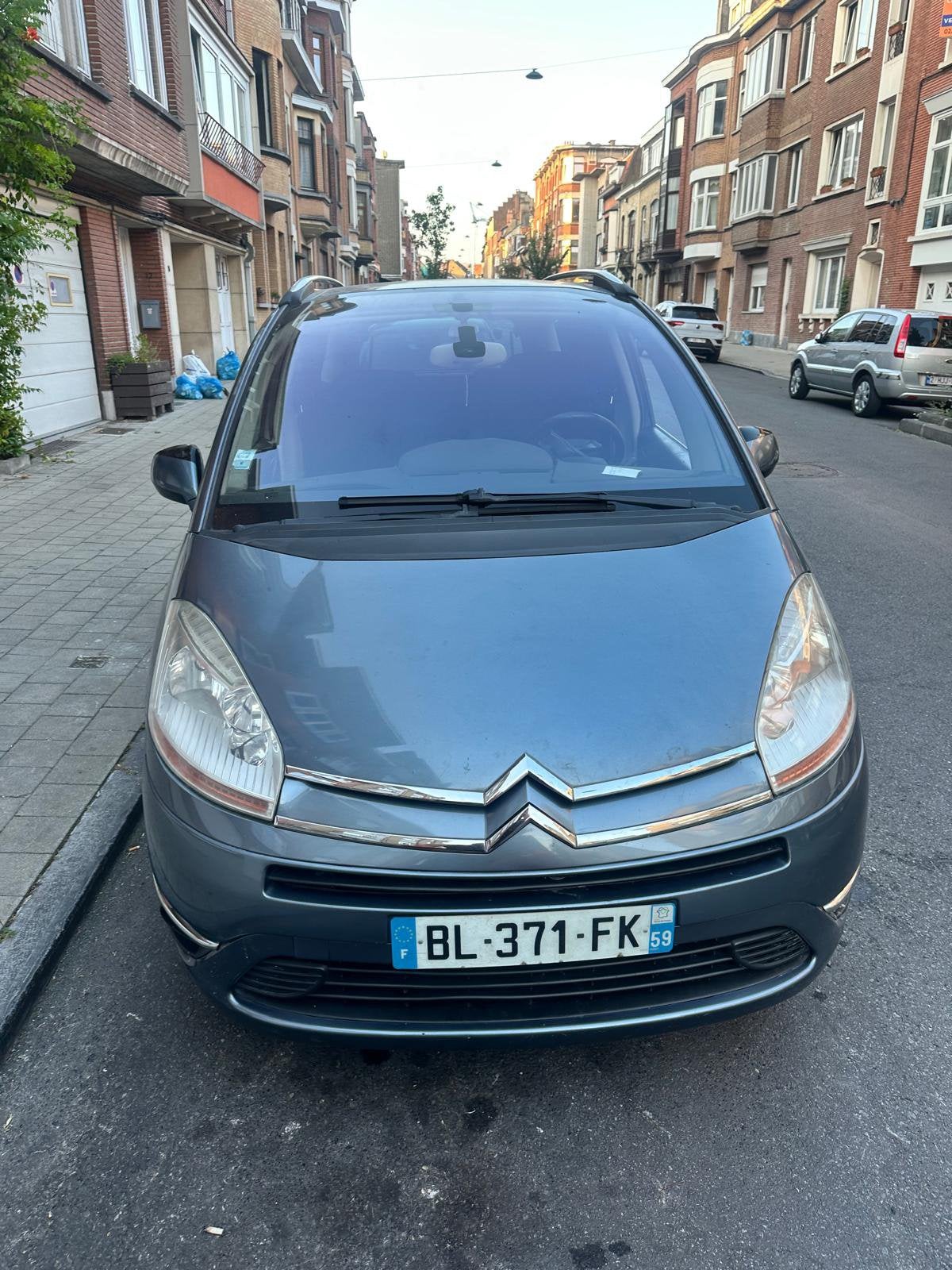 Citroen c4 Grand picasso 1.6hdi Vendu avec plaque d’immatric, Autos, Achat, 7 places, Particulier, C4