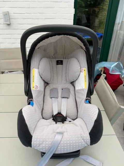 Mercedes kinderzitje, Ophalen, 0 t/m 10 kg, Overige merken, Gebruikt