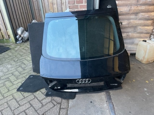 HAYON ARRIÈRE / MALLE lz9y Audi A5 Sportback (8TA), Auto-Union-Straße  1,
85057  Ingolstadt, DE, Info@audi.de, Haillon arrière
