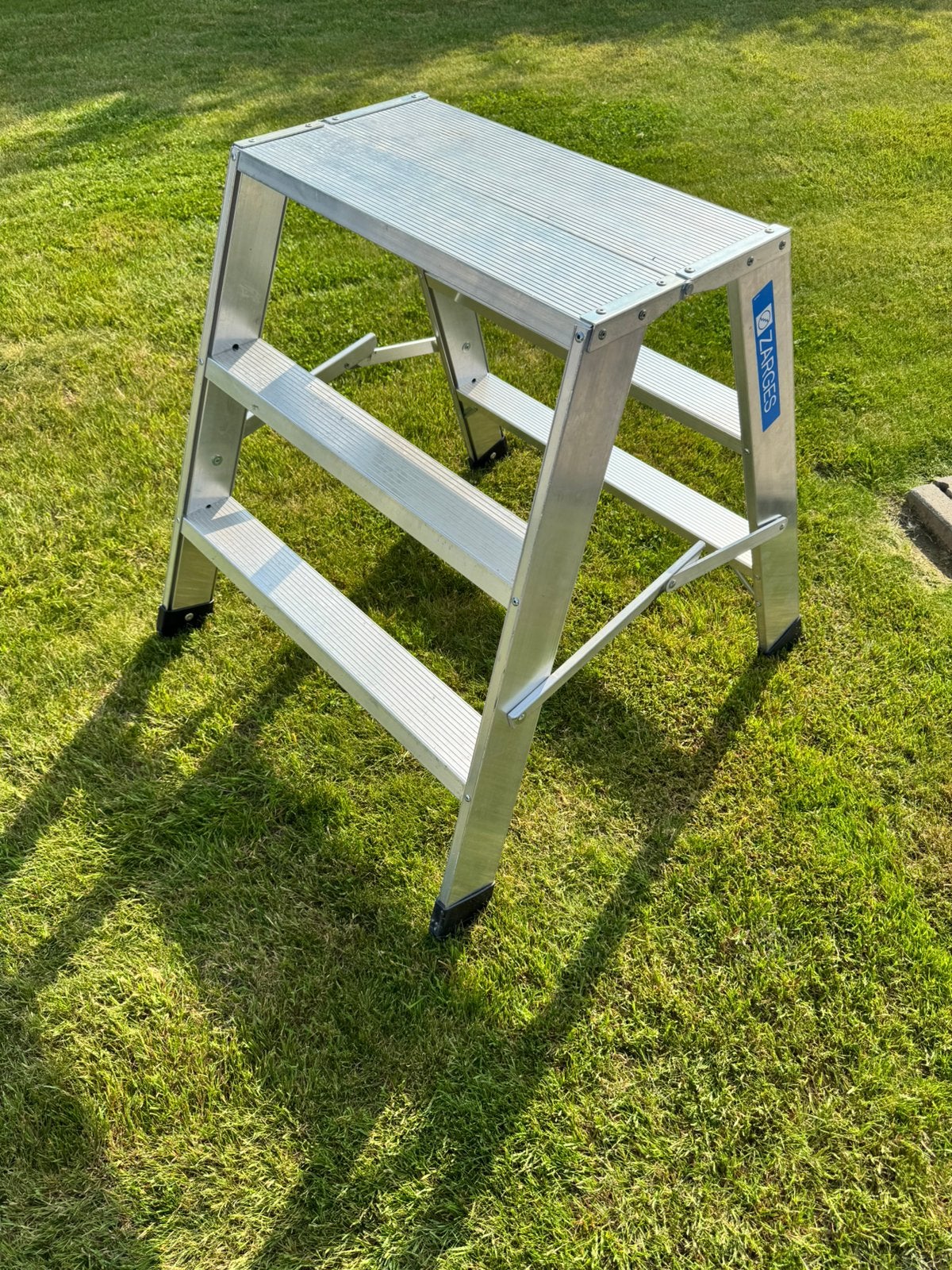 Trapje ladder zarges 40373, Ophalen, Zo goed als nieuw, Ladder