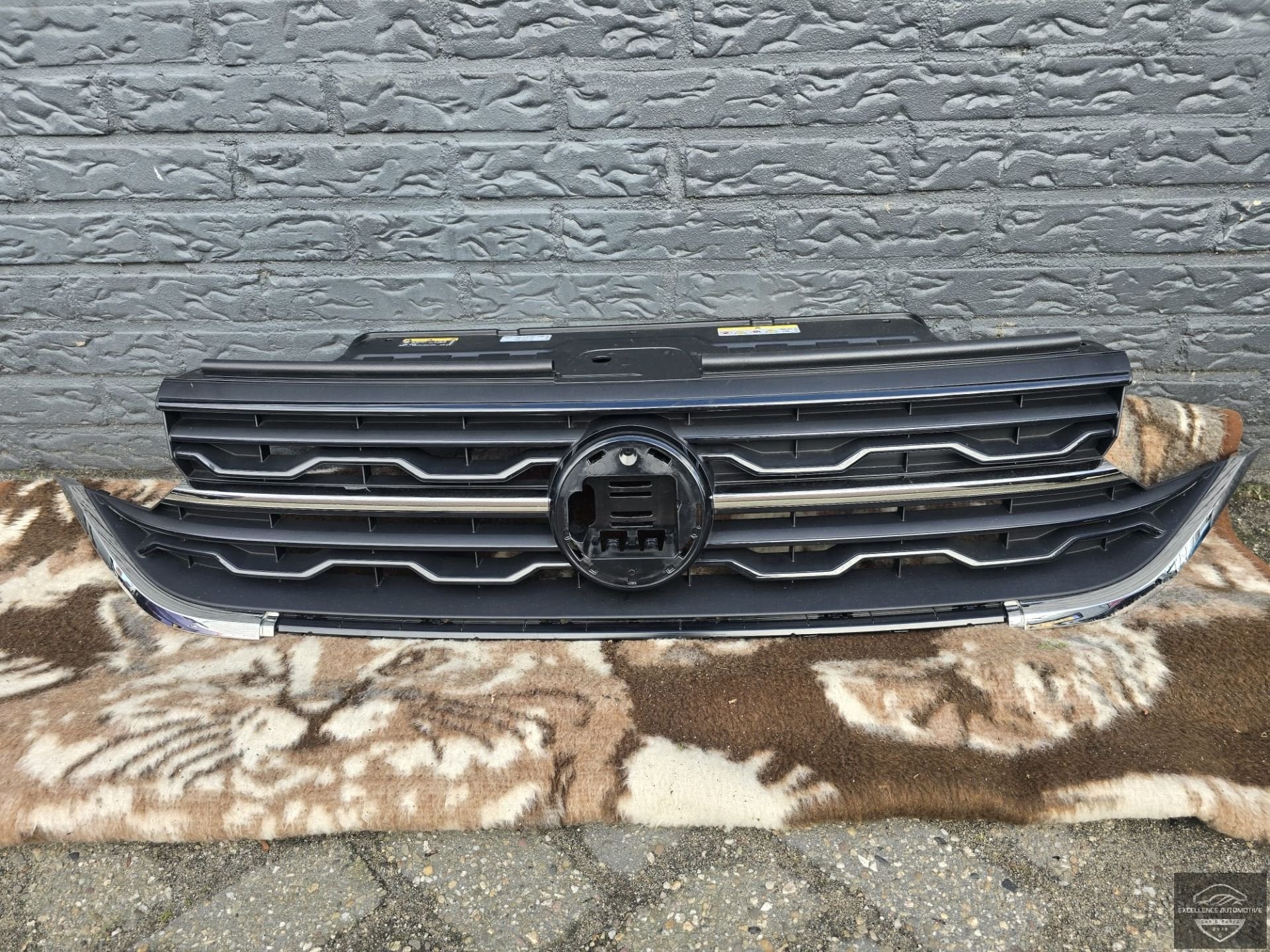 Calandre d'origine VW T-Cross R-Line restyl e ! 2GM853653, Volkswagen, Volkswagen AG, Vw@volkswagen.de, Utilisé