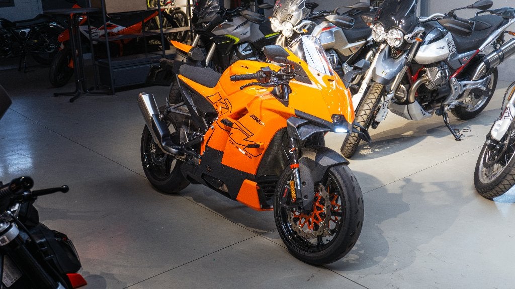 KTM 990 RC R | Directiemotor |  1.600 km, 2 cilinders, Motorrijbewijs A, Traction Control, Super Sport