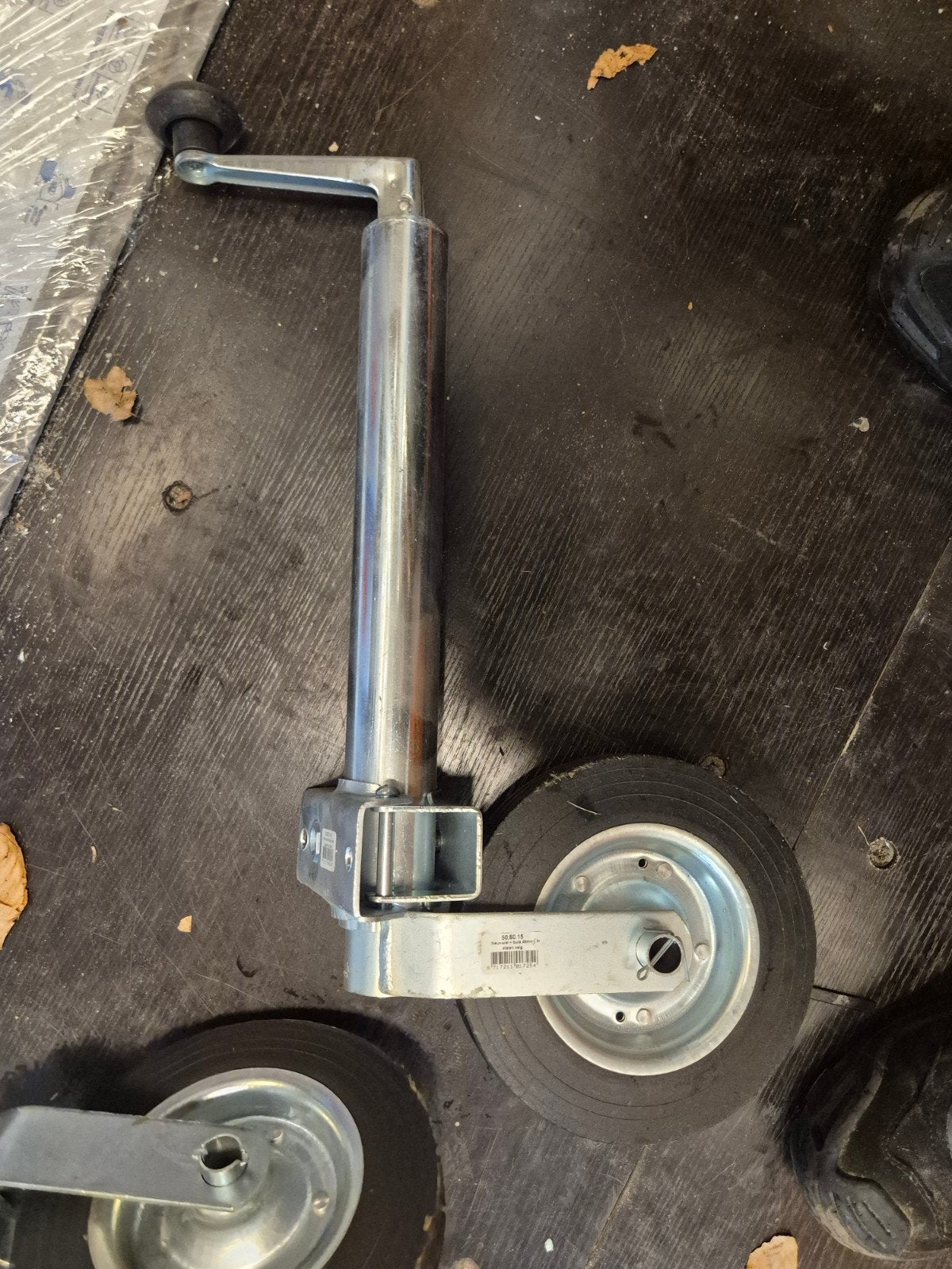 neuswiel met klem voor aanhangwagen, Ophalen, Nieuw