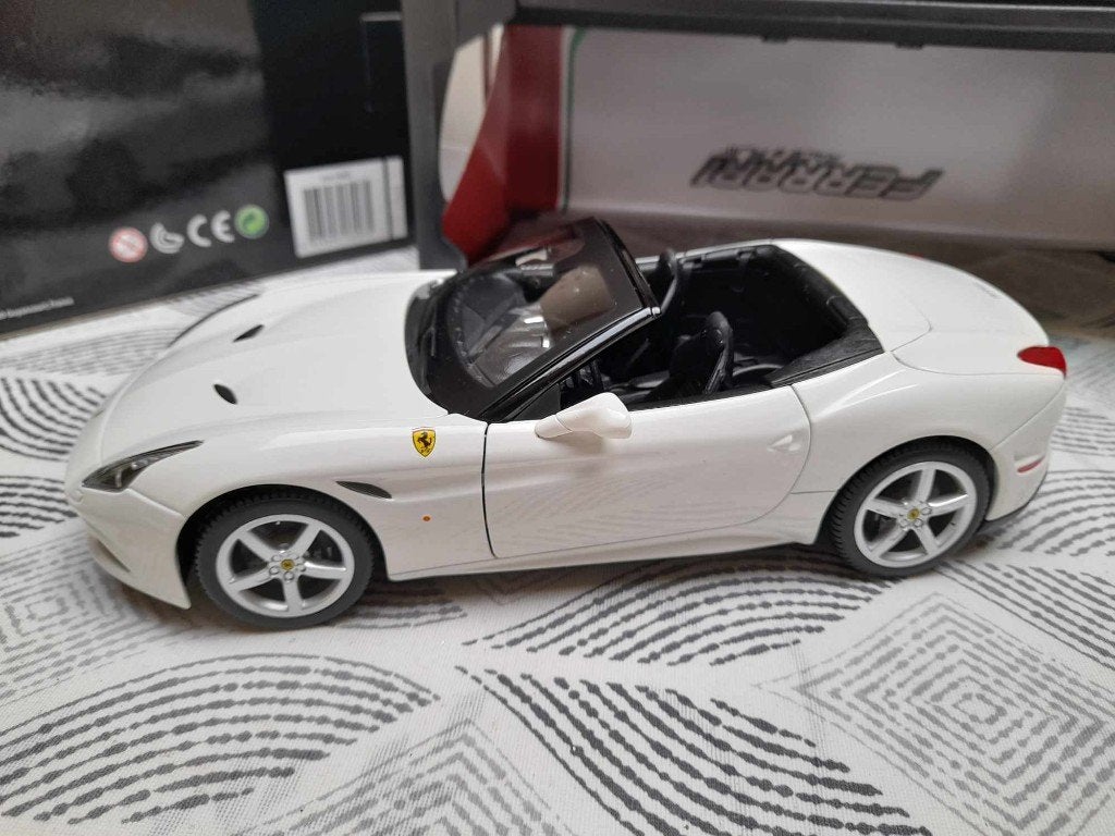 Ferrari 1/18., Enlèvement ou Envoi, Burago
