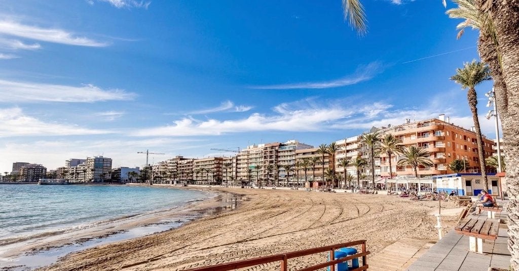 appartement 3ch a vendre en espagne bord de mer