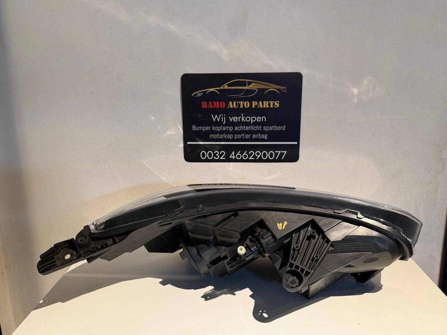 RENAULT EXPRESS KOPLAMP LINKS  ORIGINEEL 260600331, Gebruikt, -, Renault, -
