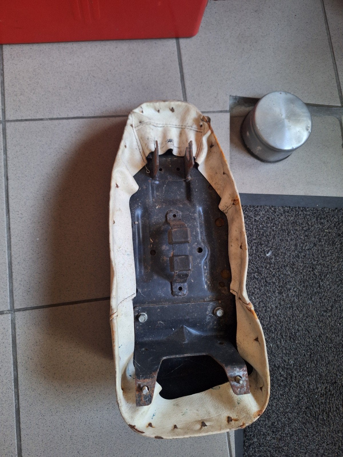Selle custom honda camino 80 eur, Enlèvement ou Envoi, Honda