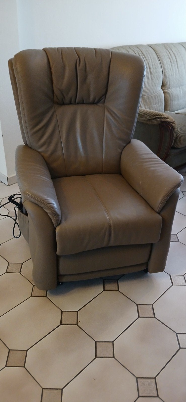 Elektrische relax zetel in leder., Ophalen, Gebruikt, Eenpersoons, Minder dan 150 cm