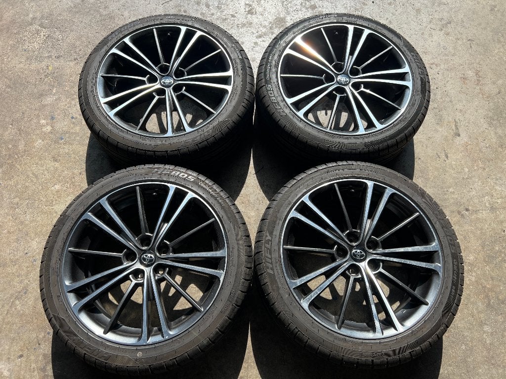 17 inch Toyota Prius, Avensis, GT86, Subaru Velgen + Banden, Ophalen, Gebruikt, Subaru