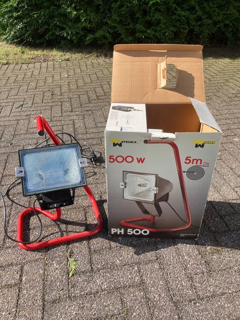 Halogeen schijnwerper, Ophalen, Zo goed als nieuw