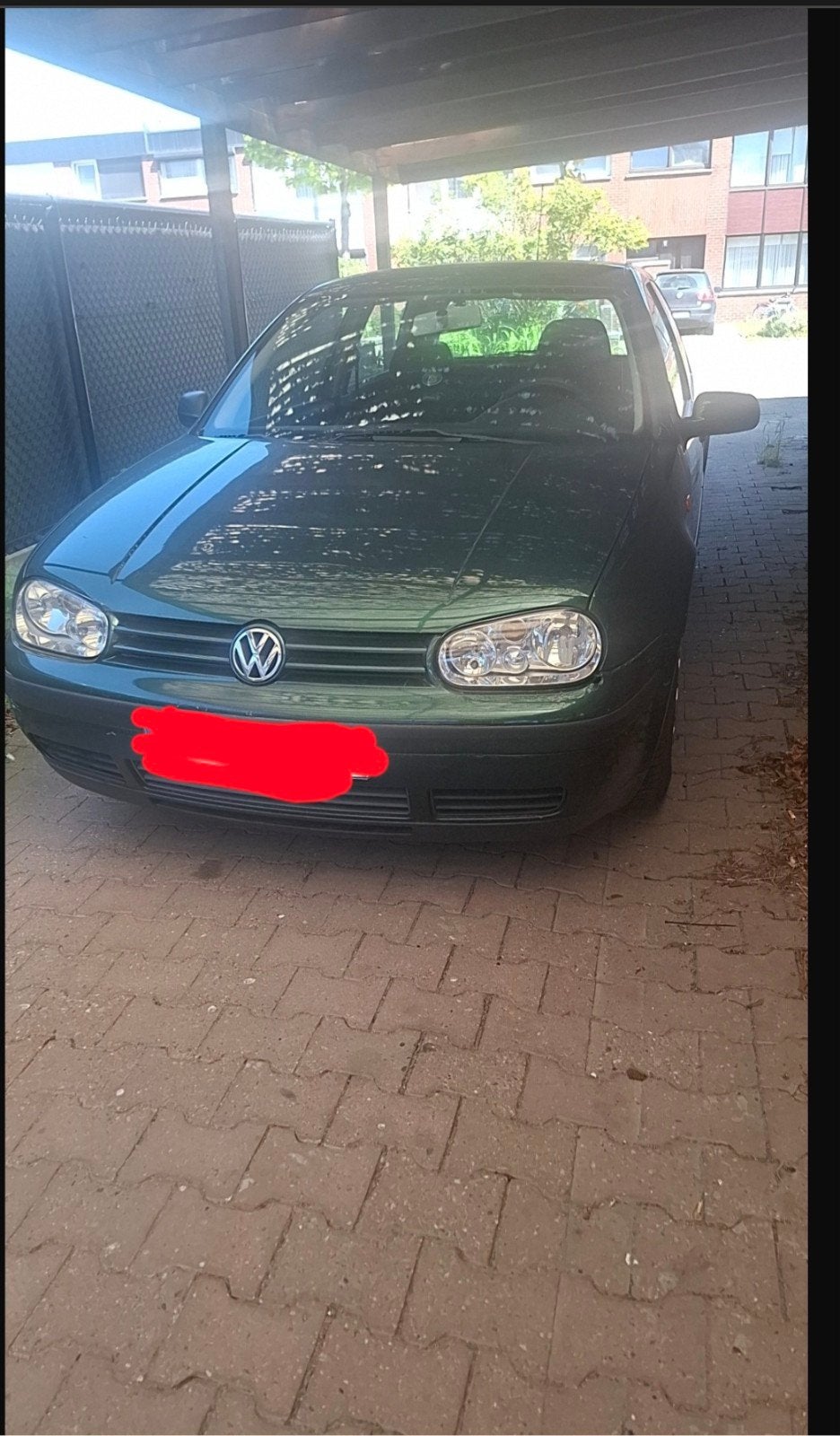 Golf 4 1.6 Te koop (mag weg voor een goedkope prijs) 205.000, Auto's, Euro 5, Zwart, Bedrijf, Handgeschakeld