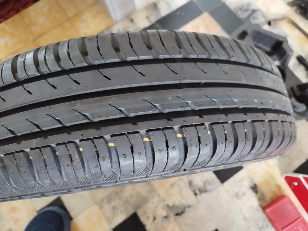 Pack Roue de secours NEUVE - Pneu Continental 185/60 R15, Autos : Pièces & Accessoires, Pneus & Jantes, Neuf, 15 pouces, Pneus et Jantes