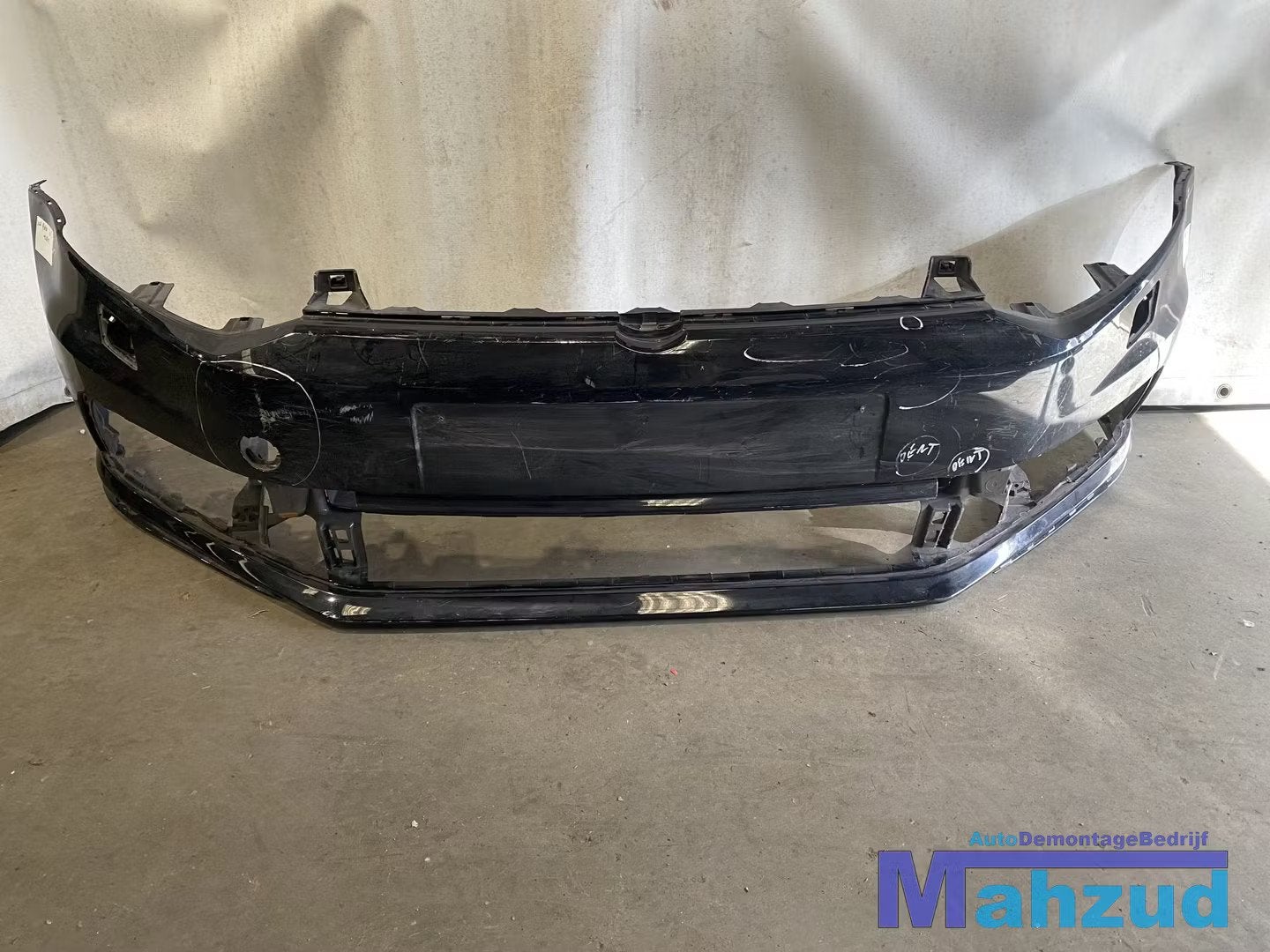 VW POLO 6C Zwart voorbumper met koplamp spoeier, Pare-chocs, Volkswagen, Volkswagen AG, Vw@volkswagen.de