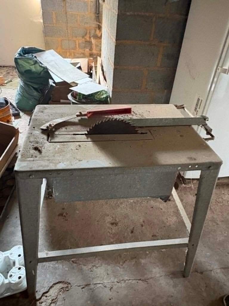 scie sur table, Enlèvement, Utilisé