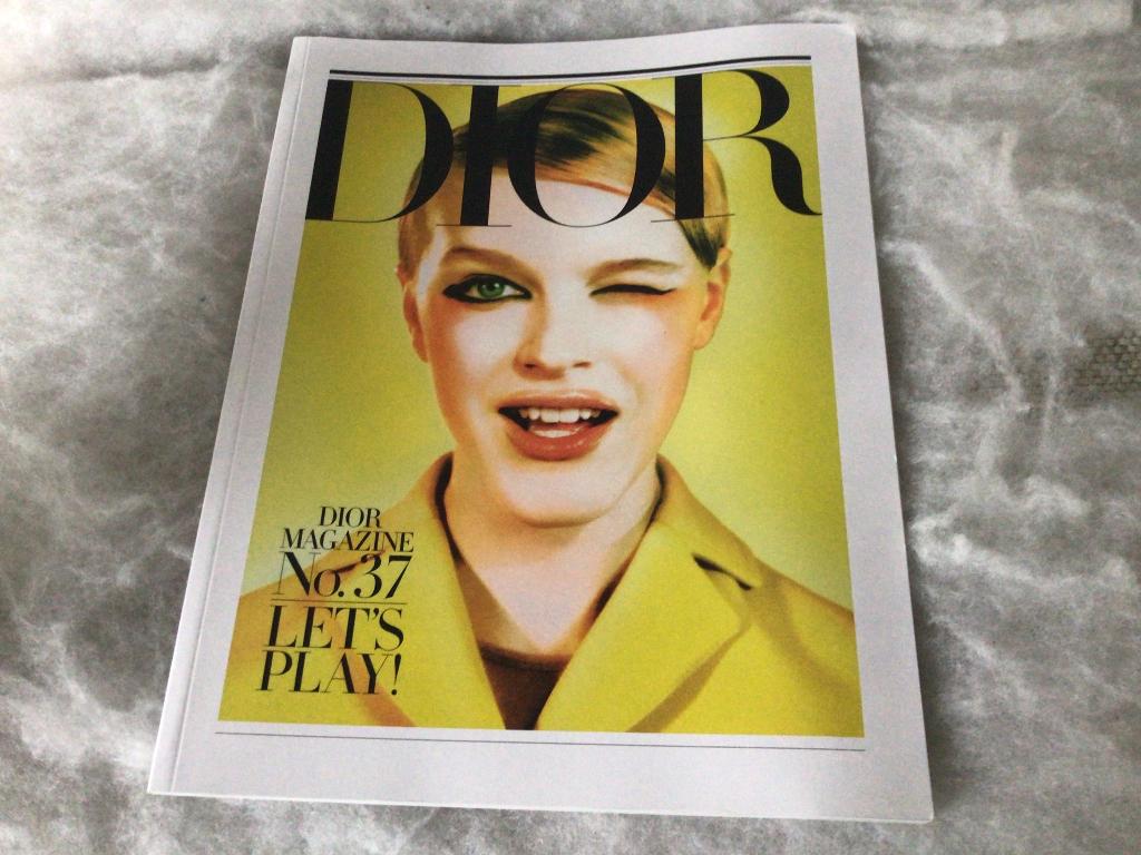 Dior Magazine.Nr 37. Spring 2022. Engelstalig, Livres, Mode, Enlèvement ou Envoi