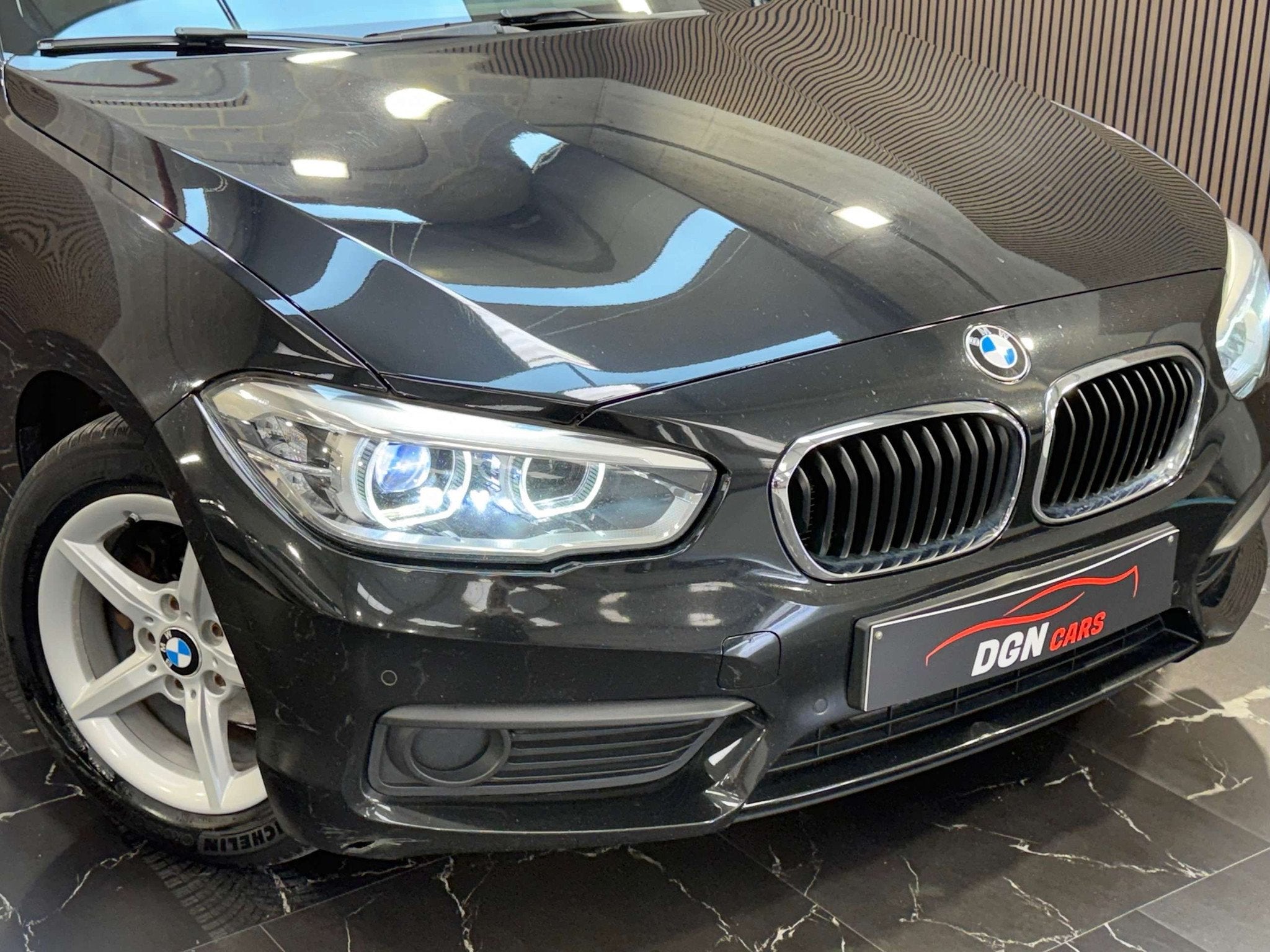 BMW 1 Serie 114 114 d JOY Edition (bj 2018), Auto's, BMW, Gebruikt, 95 pk, Zwart, Bedrijf