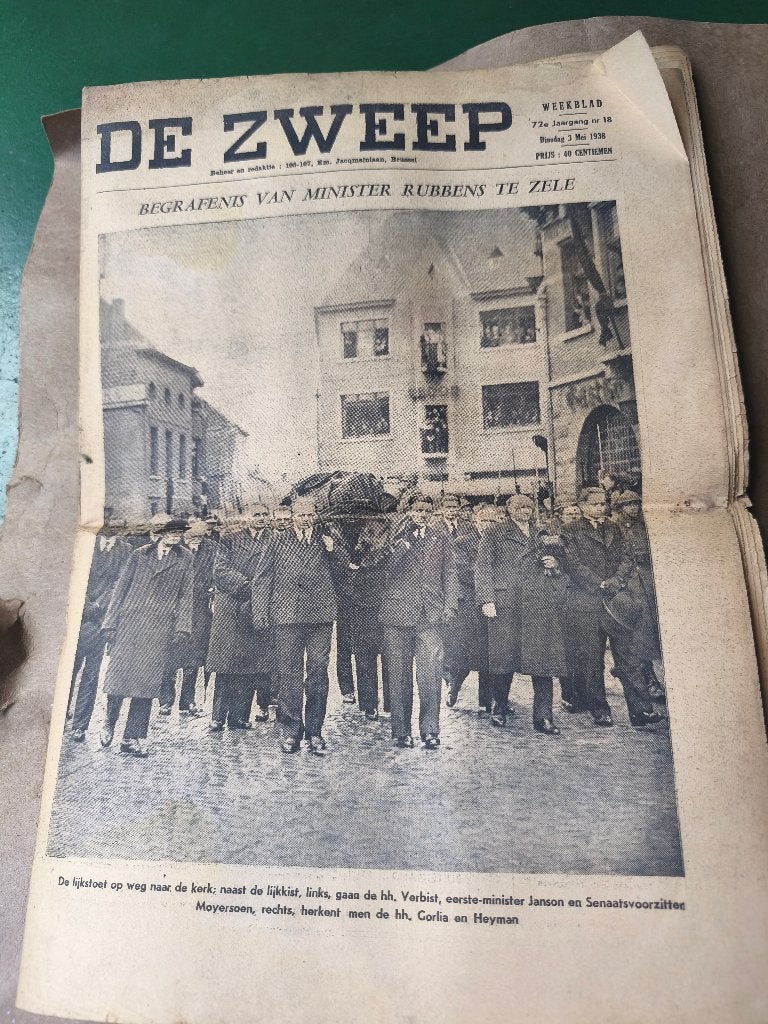 Oude kranten en tijdschriften beginnende 1937, Verzamelen, Ophalen, Krant