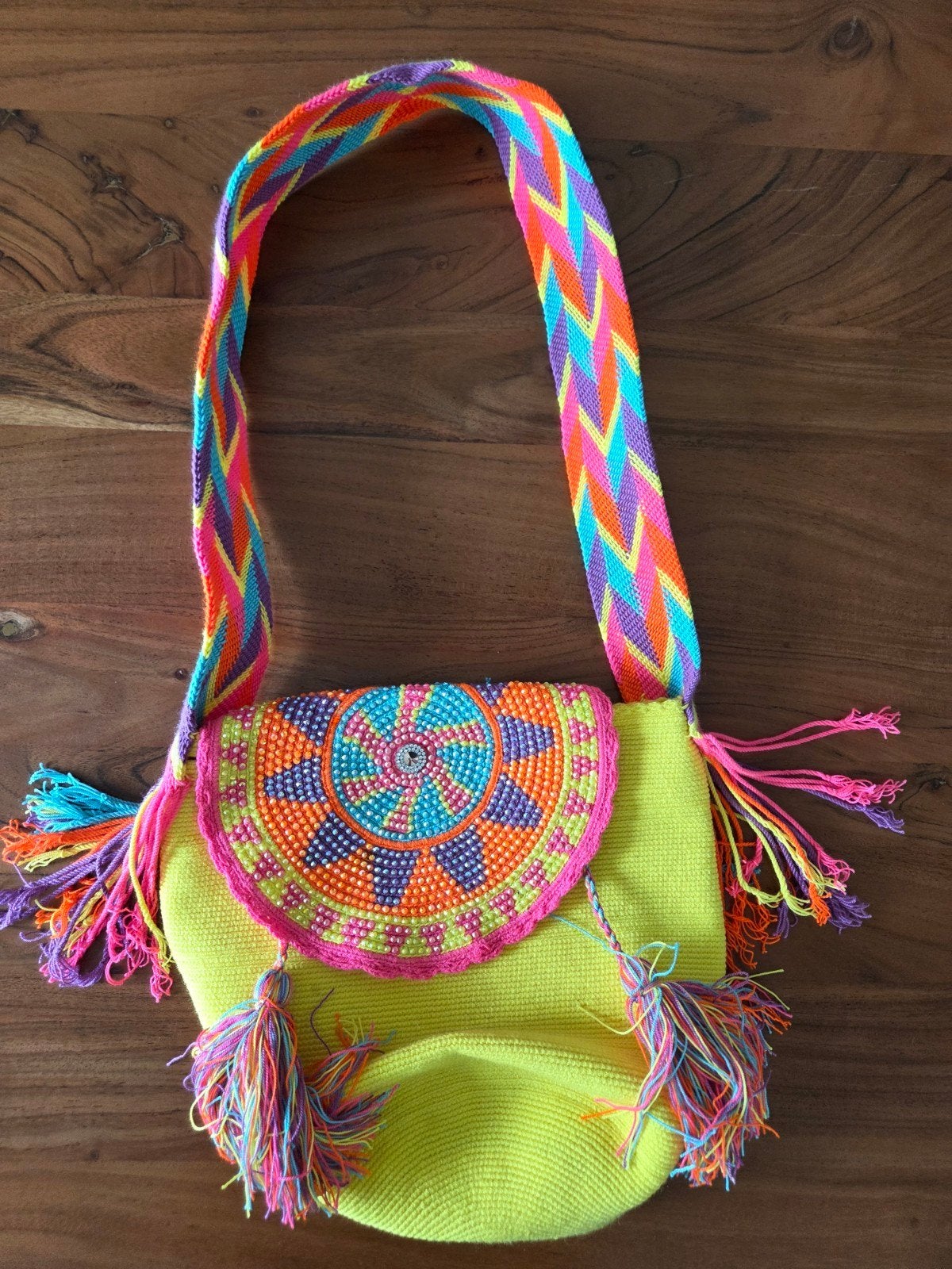 mochila wayuu - Colombia, Bijoux, Sacs & Beauté, Sacs | Sacs Femme, Enlèvement ou Envoi, Neuf, Jaune, Autres types