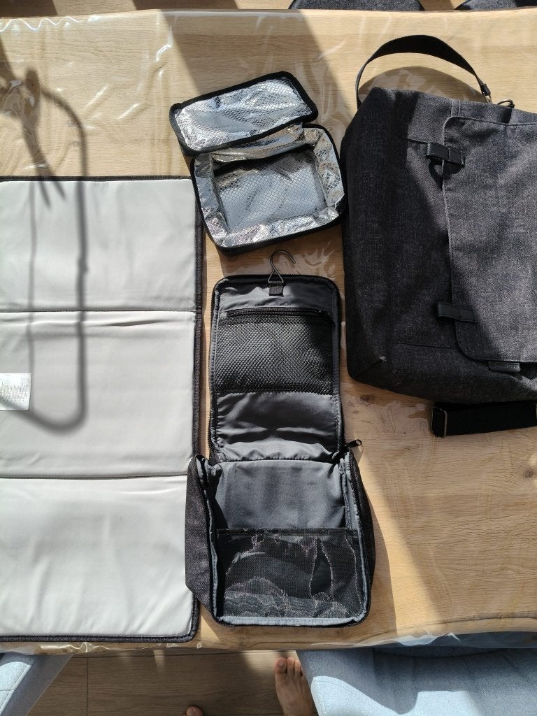 Luiertas Maxi-Cosi Black Raven, Kinderen en Baby's, Verzorgingstas, Meerdere opbergvakken, Overige merken, Zwart