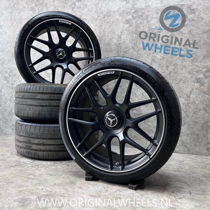 19 inch originele CLA 45 AMG velgen + zomerbanden MB CLA45, Auto-onderdelen, 19 inch, Gebruikt, 255 mm, -